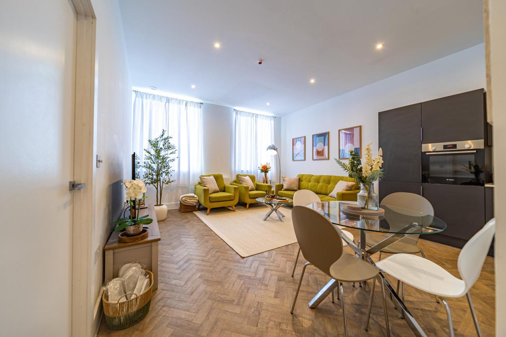 The Essex Apartments - Ashby House Челмсфорд Екстериор снимка